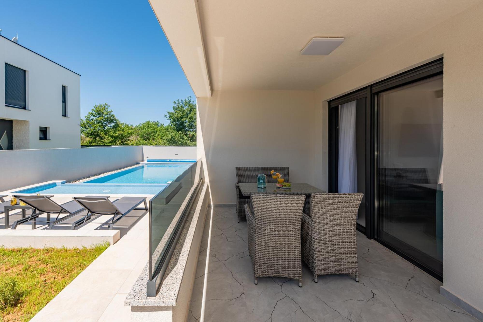 Apartments Menalo Elegance Zaton  Zewnętrze zdjęcie